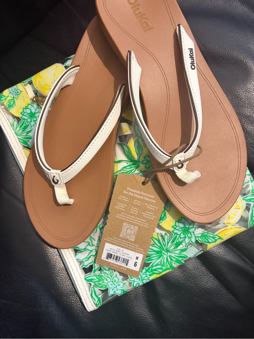 OluKai Women’s White and Tan Thong Sandals - Picture 4 of 4